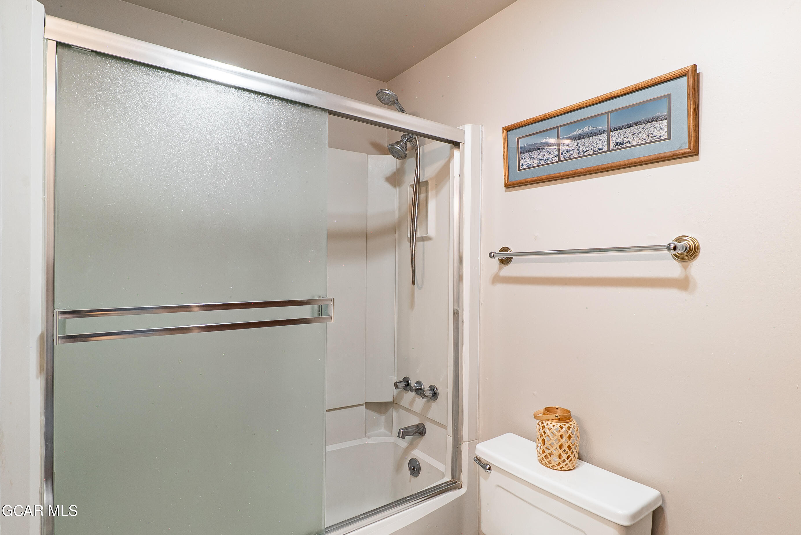 520 Kings Crossing Road, Unit B304 Winter Park, CO 80482 - Photo 24 of 34 Bathroom 2