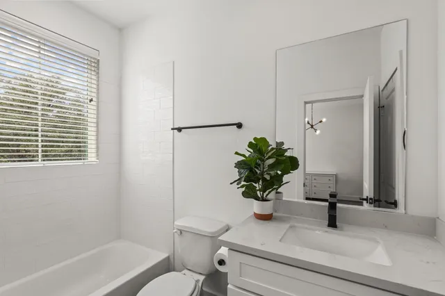 $3,200 | 4528 Curtin Park Court, Houston, TX 77018