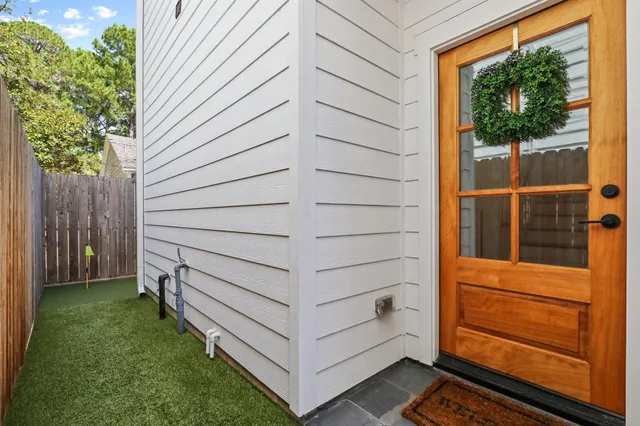 $3,200 | 4528 Curtin Park Court, Houston, TX 77018