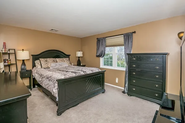 $2,600 | 40 Roberts Drive, Unit 40, Bedford, MA 01730