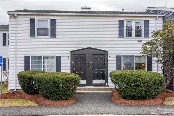 $2,600 | 40 Roberts Drive, Unit 40, Bedford, MA 01730
