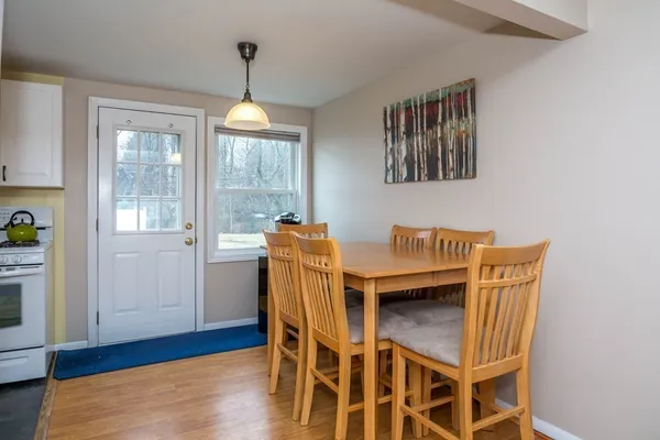 $2,600 | 40 Roberts Drive, Unit 40, Bedford, MA 01730