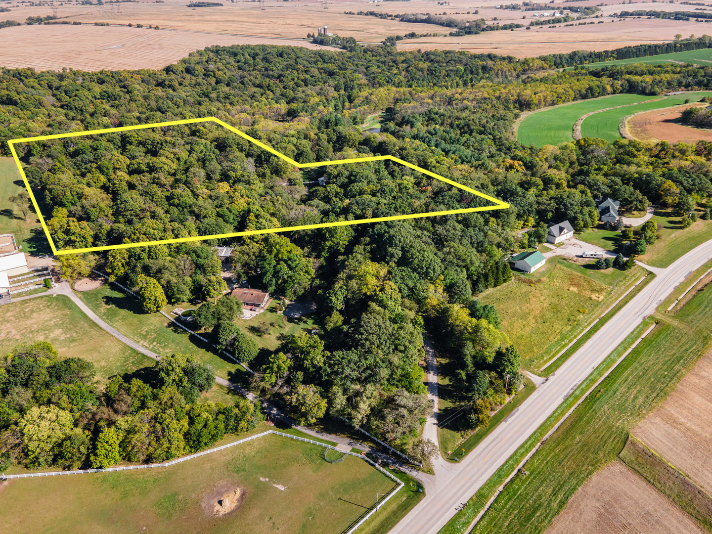 8990 B Millbrook Road Newark, IL 60541 - Photo 2 of 37 Gallery Image 2