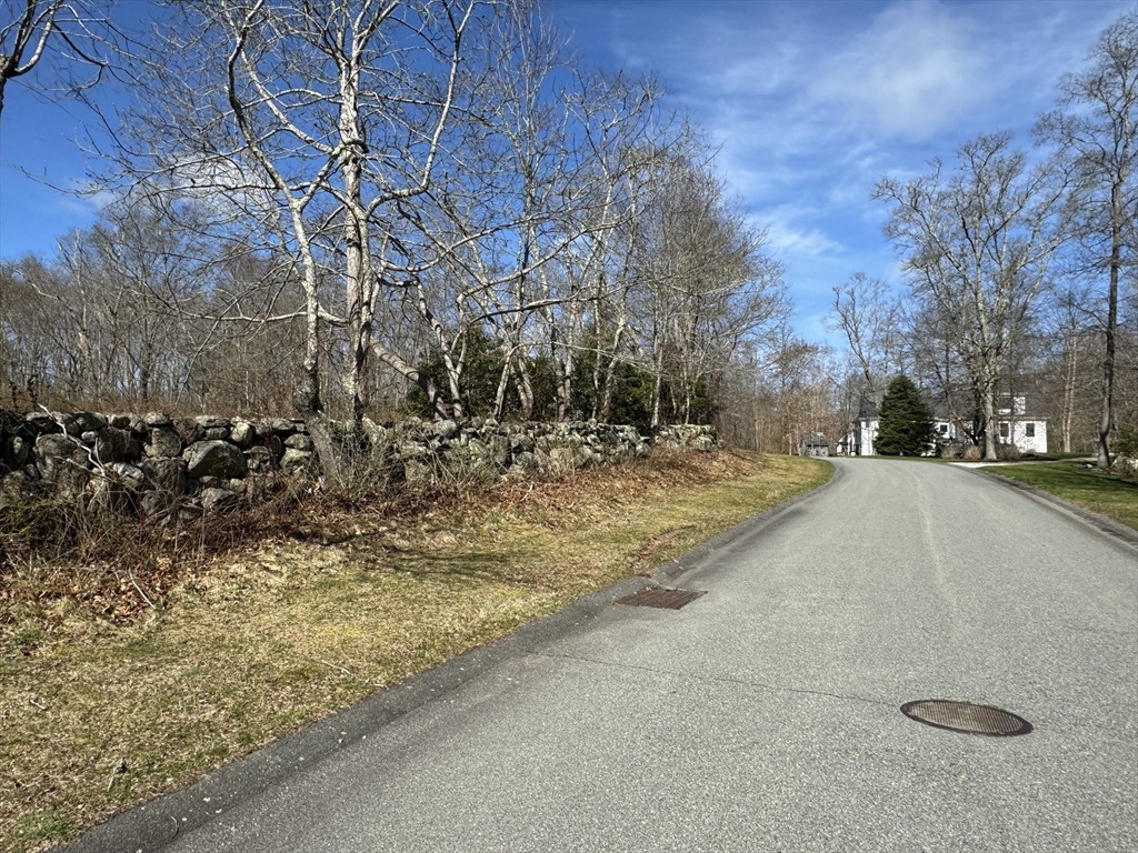 8 Strawberry Lane Westport, MA 02790 - Photo 2 of 12