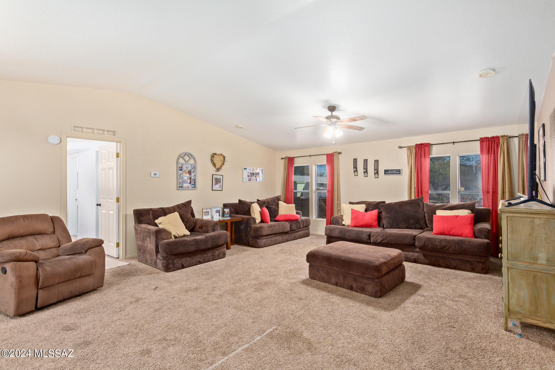 6263 East Window Ridge Lane Tucson, AZ 85756 - Photo 10 of 25 Gallery Image 10
