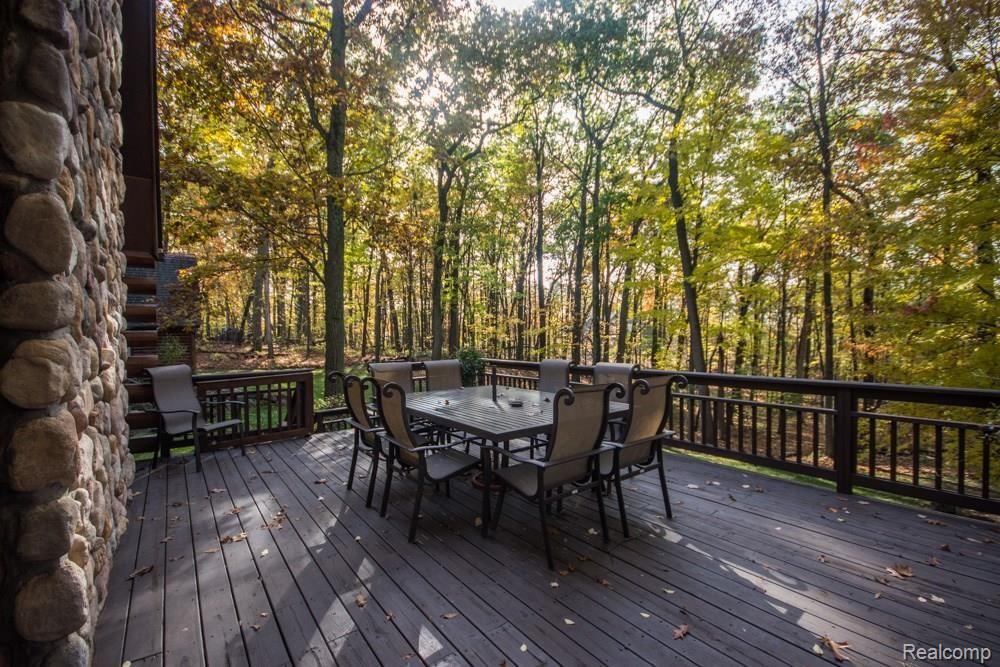 9191 Pine Knob Road Clarkston, MI 48348 - Photo 8 of 51 9191 Pine Knob-9.jpg