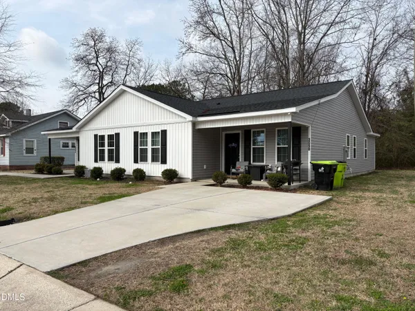 $378,000 | 305 South Sycamore Street, Fremont, NC 27830