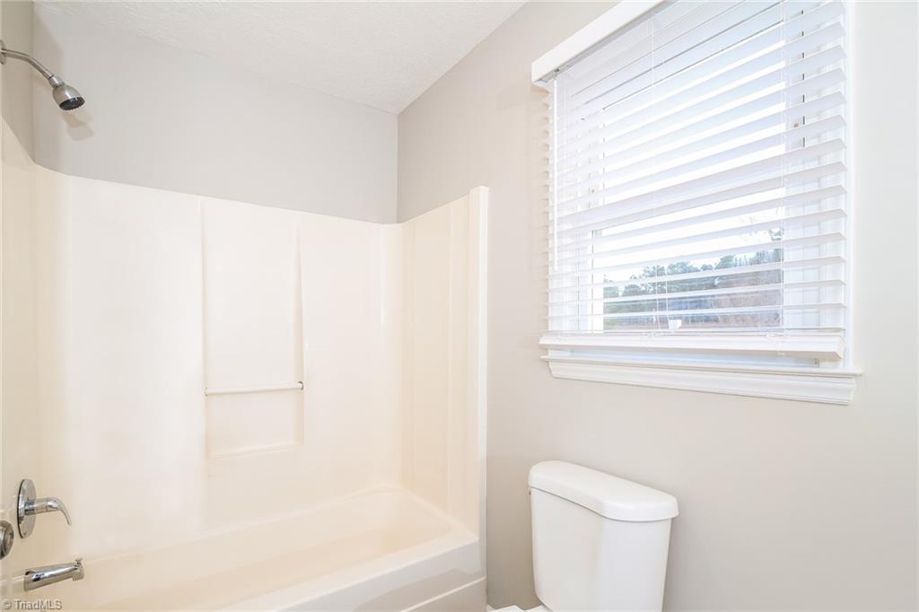 6100 Radds Street Lexington, NC 27295 - Photo 9 of 17