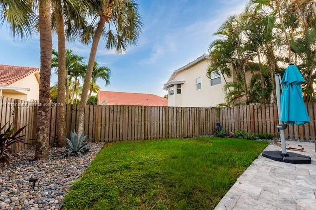 $5,200 | 6952 Northwest 27th Court, Unit 6952, Margate, FL 33063