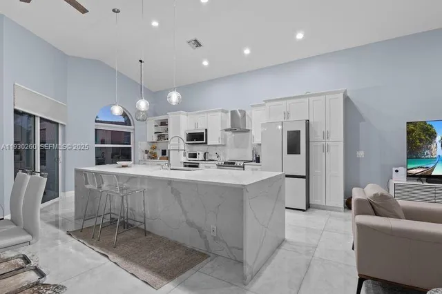 $5,200 | 6952 Northwest 27th Court, Unit 6952, Margate, FL 33063