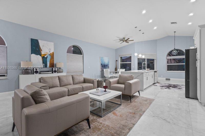 6952 Northwest 27th Court, Unit 6952 Margate, FL 33063 - Photo 8 of 35