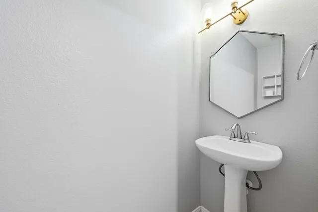 $2,250 | 1613 Coriander Drive, Austin, TX 78741