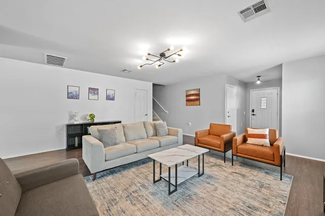 $2,250 | 1613 Coriander Drive, Austin, TX 78741