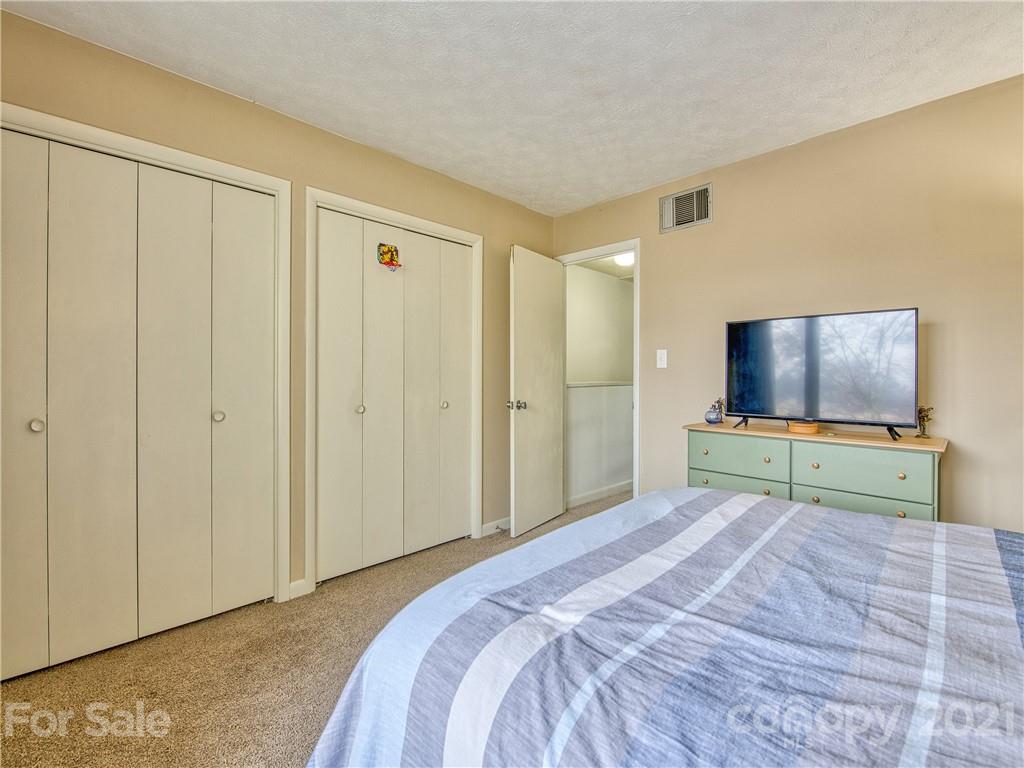68 Ninevah Road Waynesville, NC 28786 - Photo 12 of 19 Gallery Image 12