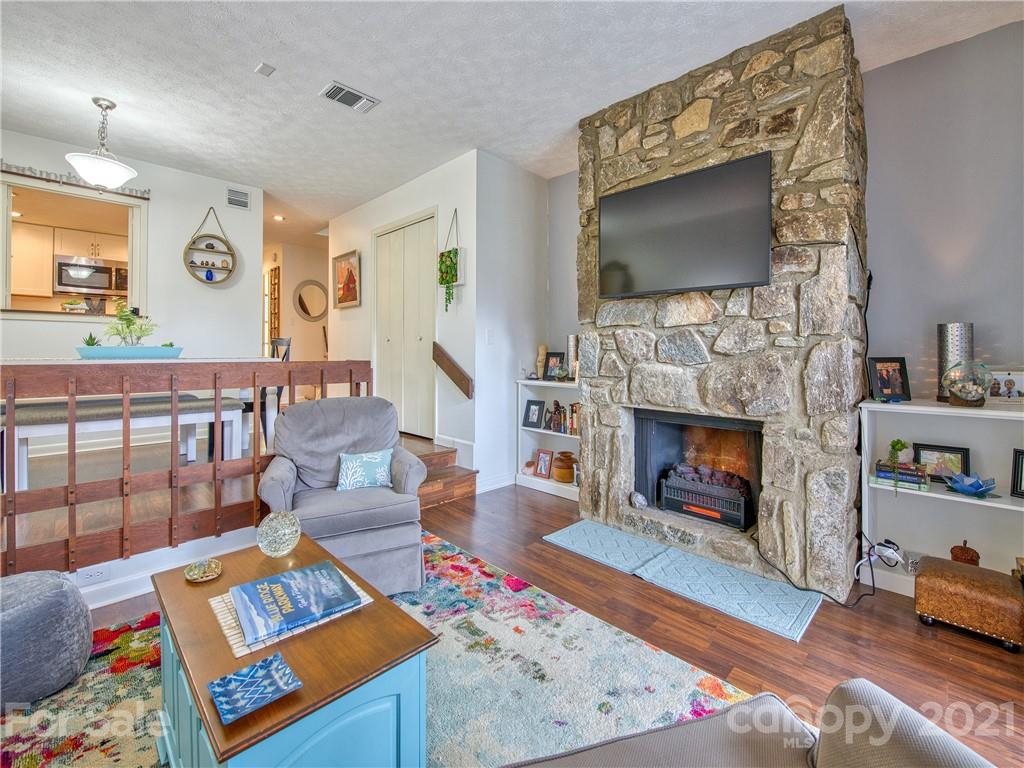 68 Ninevah Road Waynesville, NC 28786 - Photo 4 of 19 Gallery Image 4