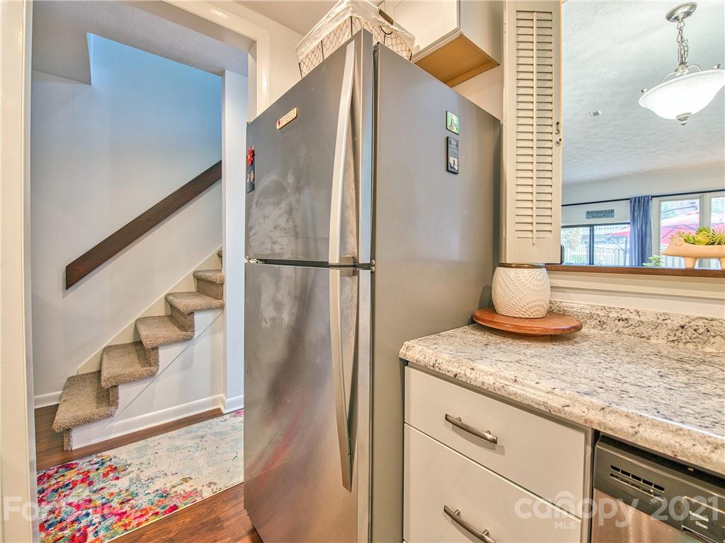 68 Ninevah Road Waynesville, NC 28786 - Photo 7 of 19 Gallery Image 7