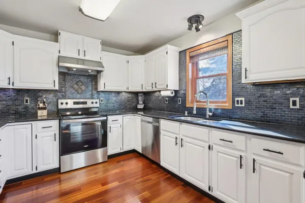 $319,900 | 3102 Old Gate Road, Unit 1, Madison, WI 53704