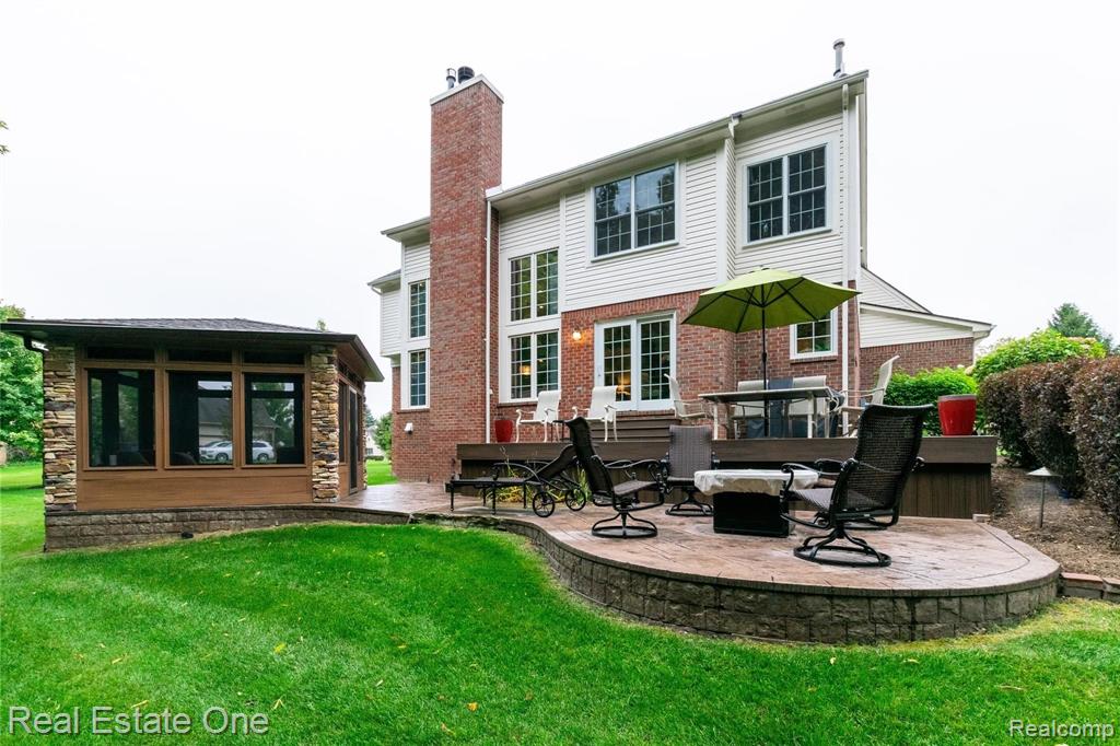 3959 Kaeleaf Road Lake Orion, MI 48360 - Photo 20 of 43