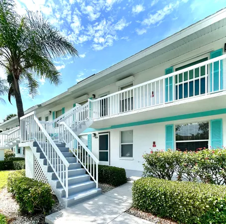 $339,000 | 1355 Mainsail Drive, Unit 1504, Naples, FL 34114
