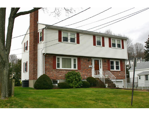 13 Wilson Road Waltham, MA 02452 - Photo 1 of 19 Gallery Image 1