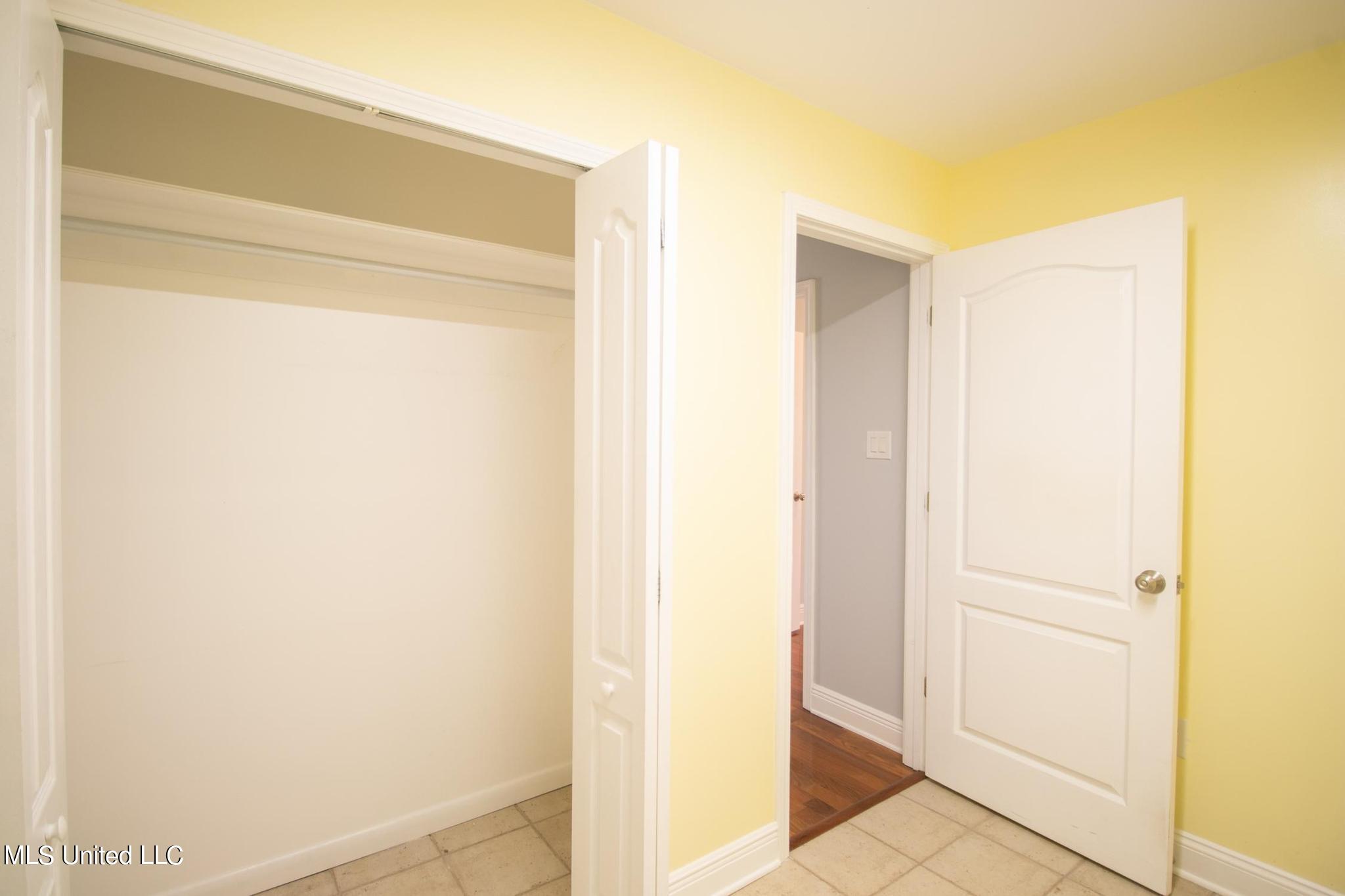 6904 Southwind Drive Biloxi, MS 39532 - Photo 13 of 23 6904 Southwind-17013