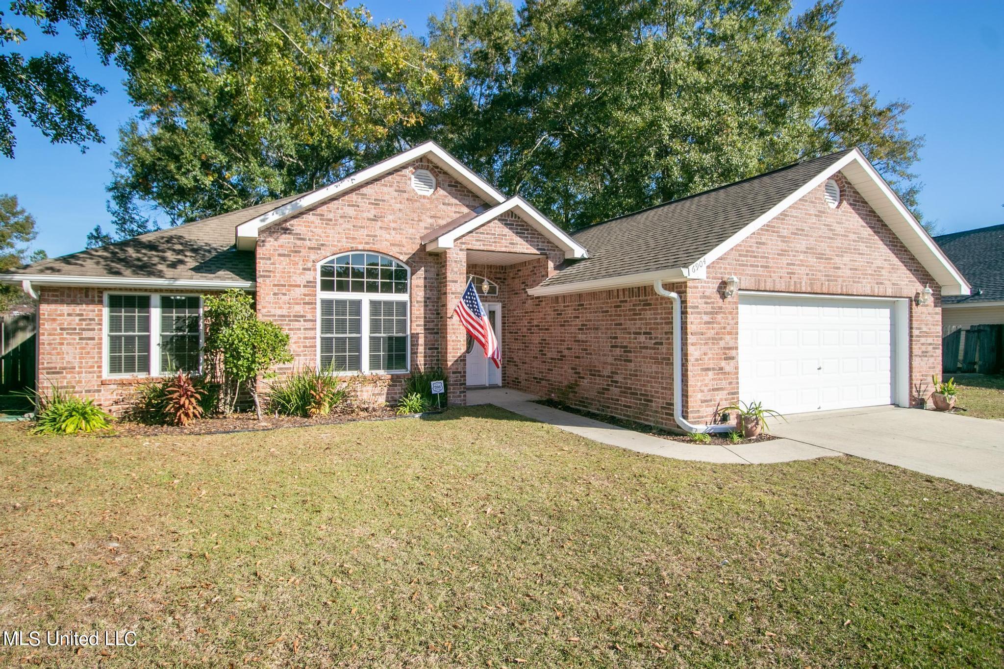 6904 Southwind Drive Biloxi, MS 39532 - Photo 2 of 23 6904 Southwind-17027