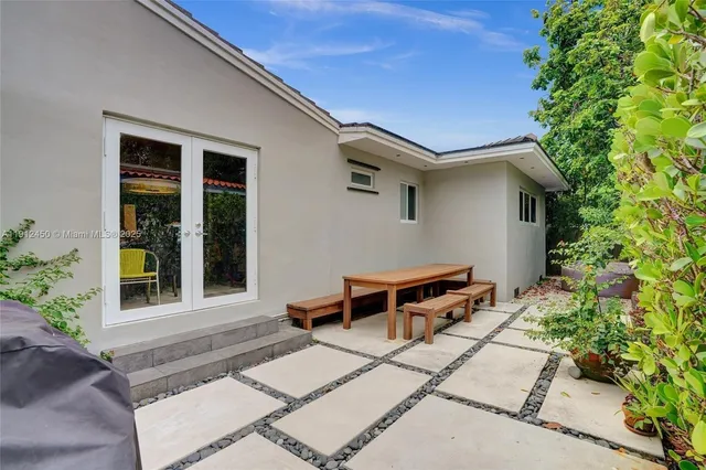 $1,545,000 | 5620 Alhambra Circle, Coral Gables, FL 33146