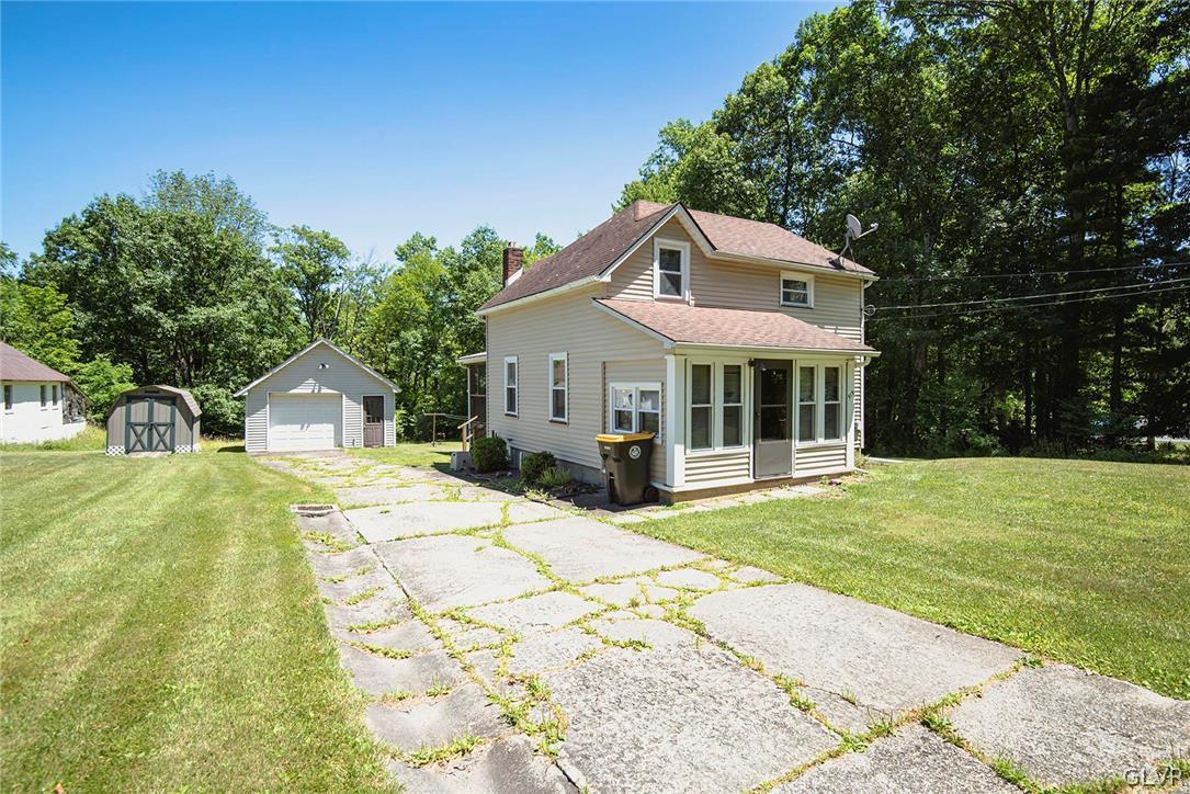 519 Shooktown Road Bangor, PA 18013 - Photo 3 of 35 a front view of a house with a yard
