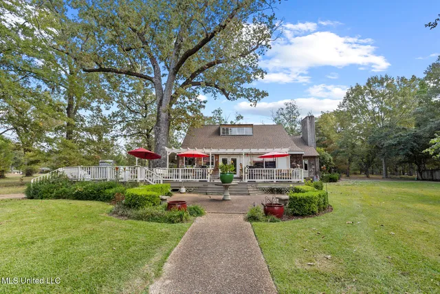 $750,000 | 111 Arrowhead Trail, Brandon, MS 39047