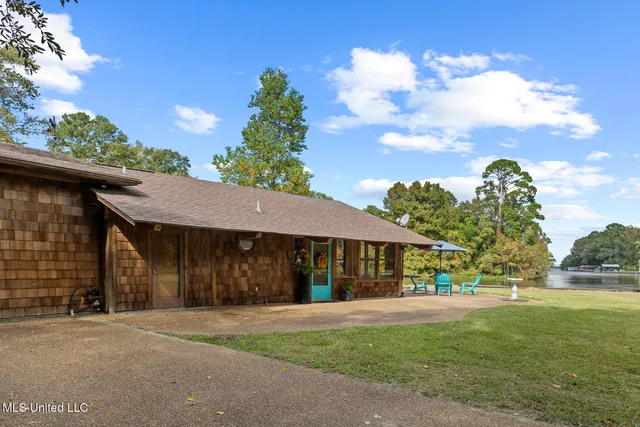 $750,000 | 111 Arrowhead Trail, Brandon, MS 39047