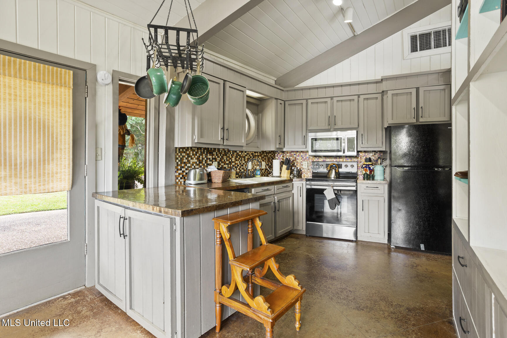 111 Arrowhead Trail Brandon, MS 39047 - Photo 32 of 80 111 Arrowhead Trail-24