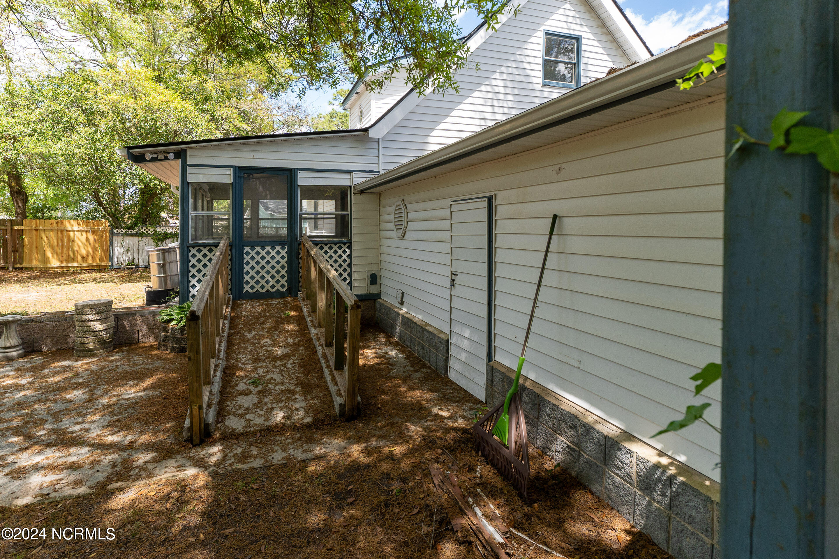 2414 Crossover Road Wilmington, NC 28401 - Photo 34 of 42 2414 Crossover Rd MLS-36