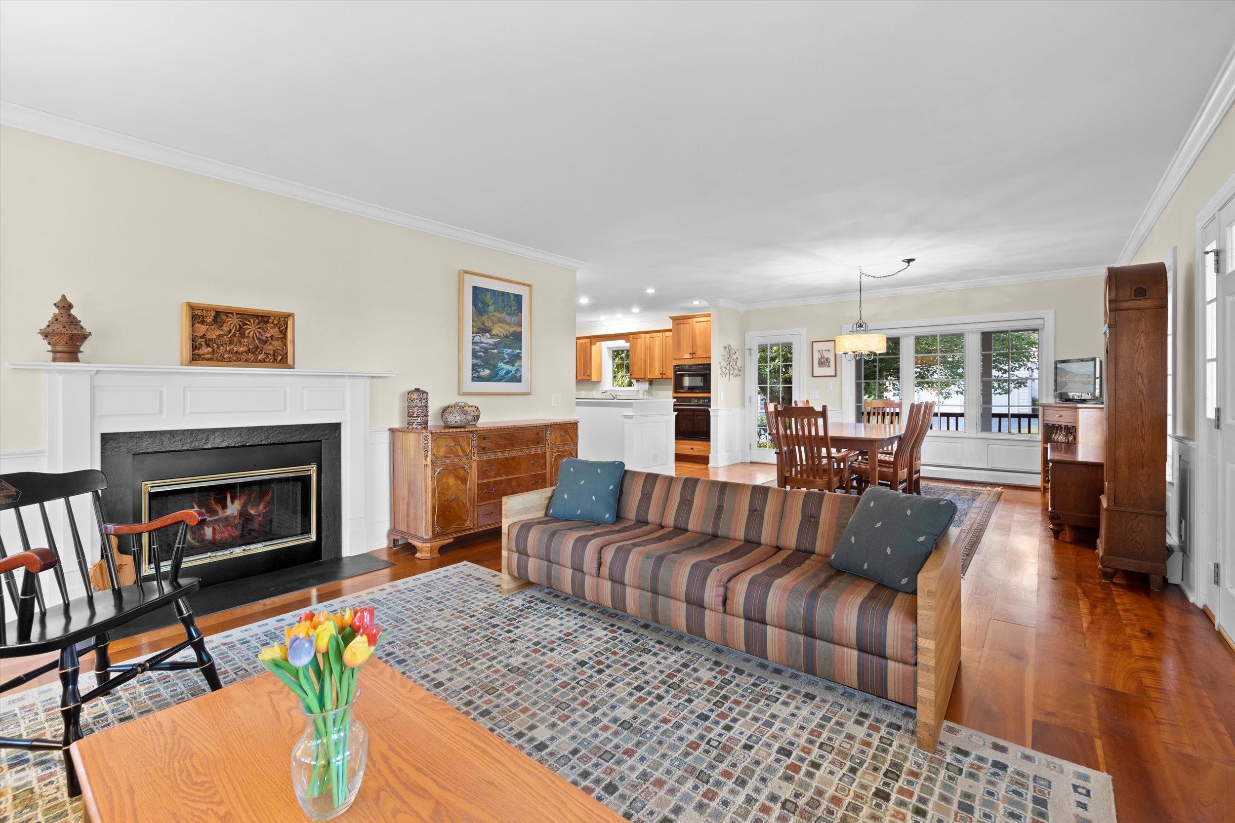 10 Eagle Drive Newmarket, NH 03857 - Photo 4 of 40