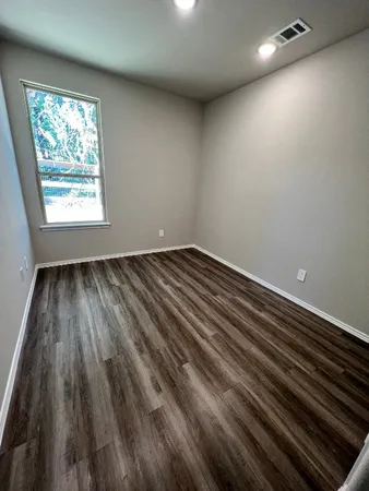 $1,400 | 11606 Vistawood Street, Willis, TX 77318