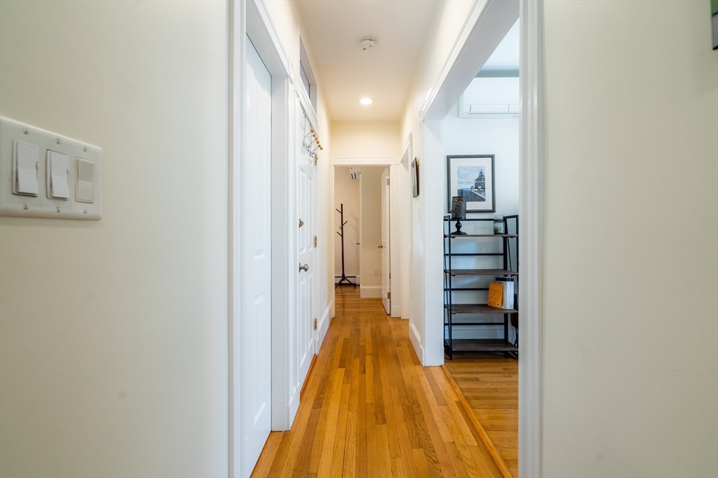 4 Hardwick Street, Unit 2 Cambridge, MA 02141 - Photo 18 of 19