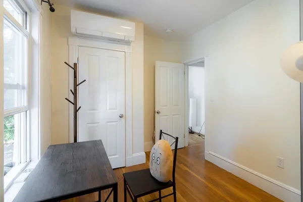 $4,450 | 4 Hardwick Street, Unit 2, Cambridge, MA 02141