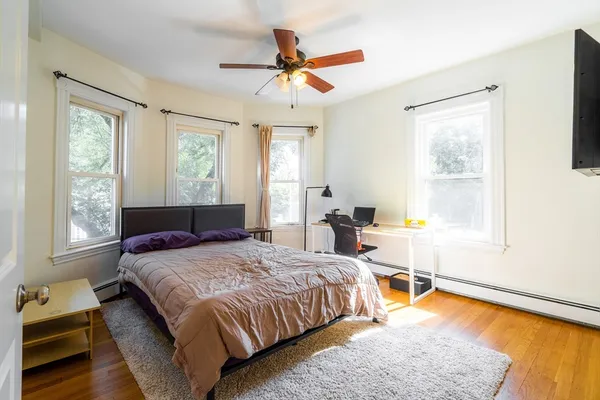 $4,450 | 4 Hardwick Street, Unit 2, Cambridge, MA 02141