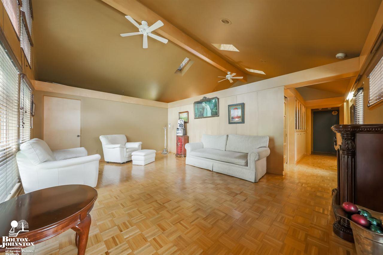 1067 Devonshire Road Grosse Pointe Park, MI 48230 - Photo 29 of 58