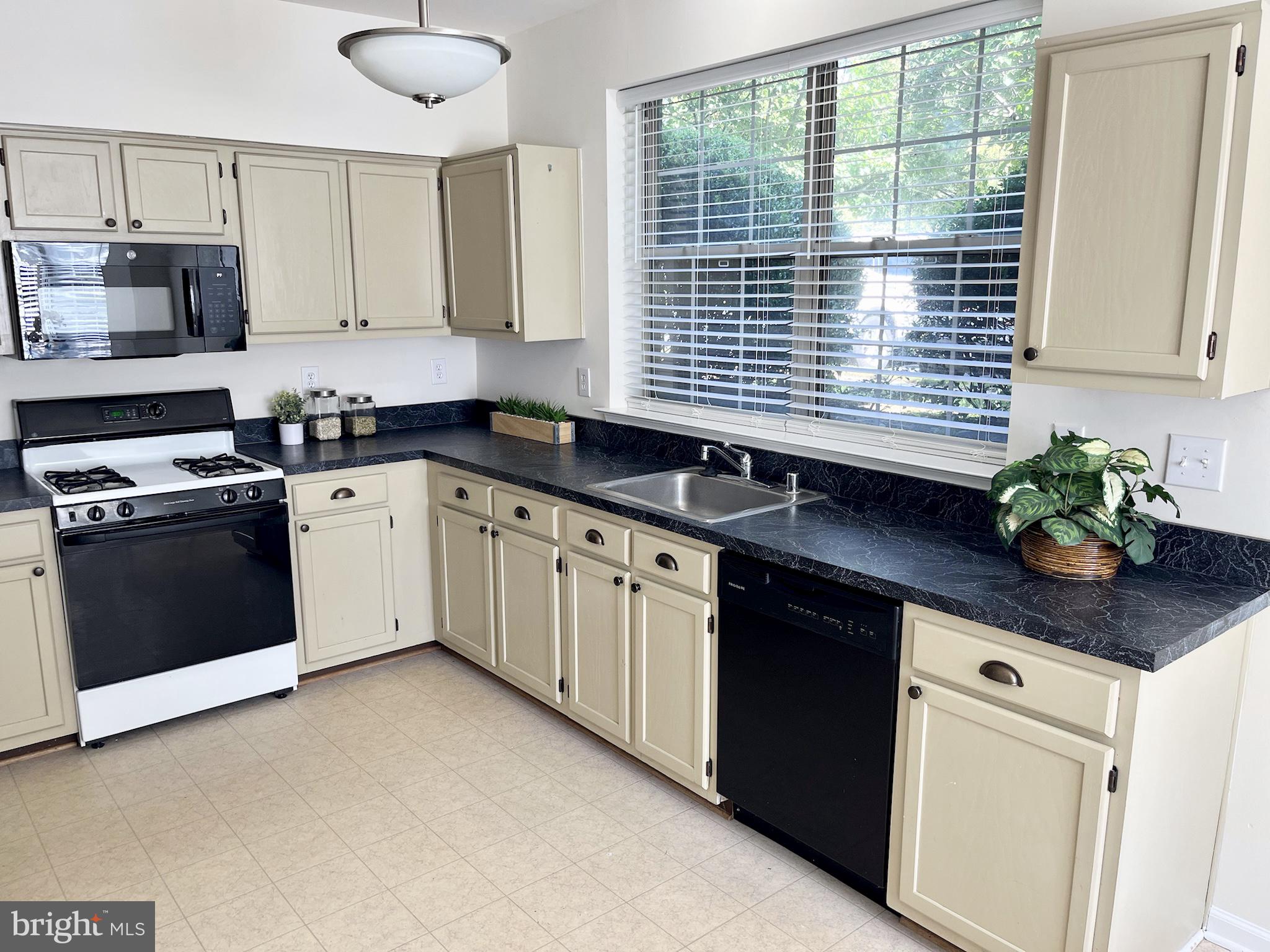 1252 Needham Court, Unit 23C Crofton, MD 21114 - Photo 12 of 21