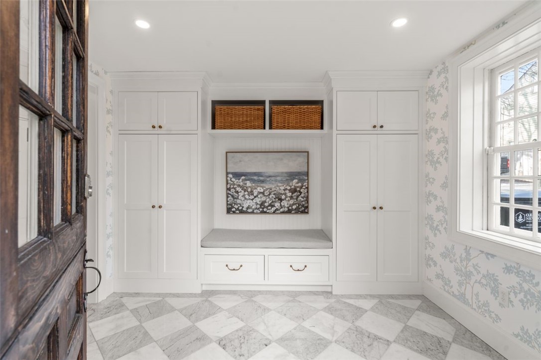 30 Thames Street Newport, RI 02840 - Photo 3 of 47