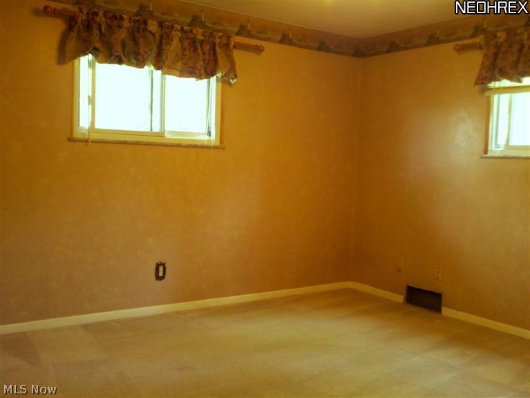 788 Silvercrest Road Wadsworth, OH 44281 - Photo 12 of 19 Gallery Image 12