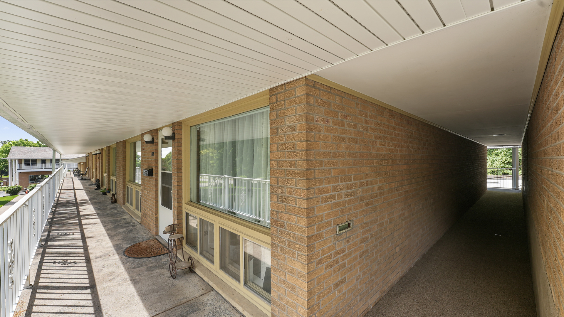 1104 Kimberly Road, Unit 808 Bettendorf, IA 52722 - Photo 3 of 49