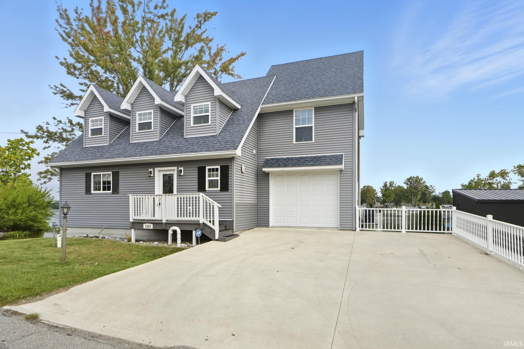 1425 East 700 South Wolcottville, IN 46795 - Photo 1 of 36