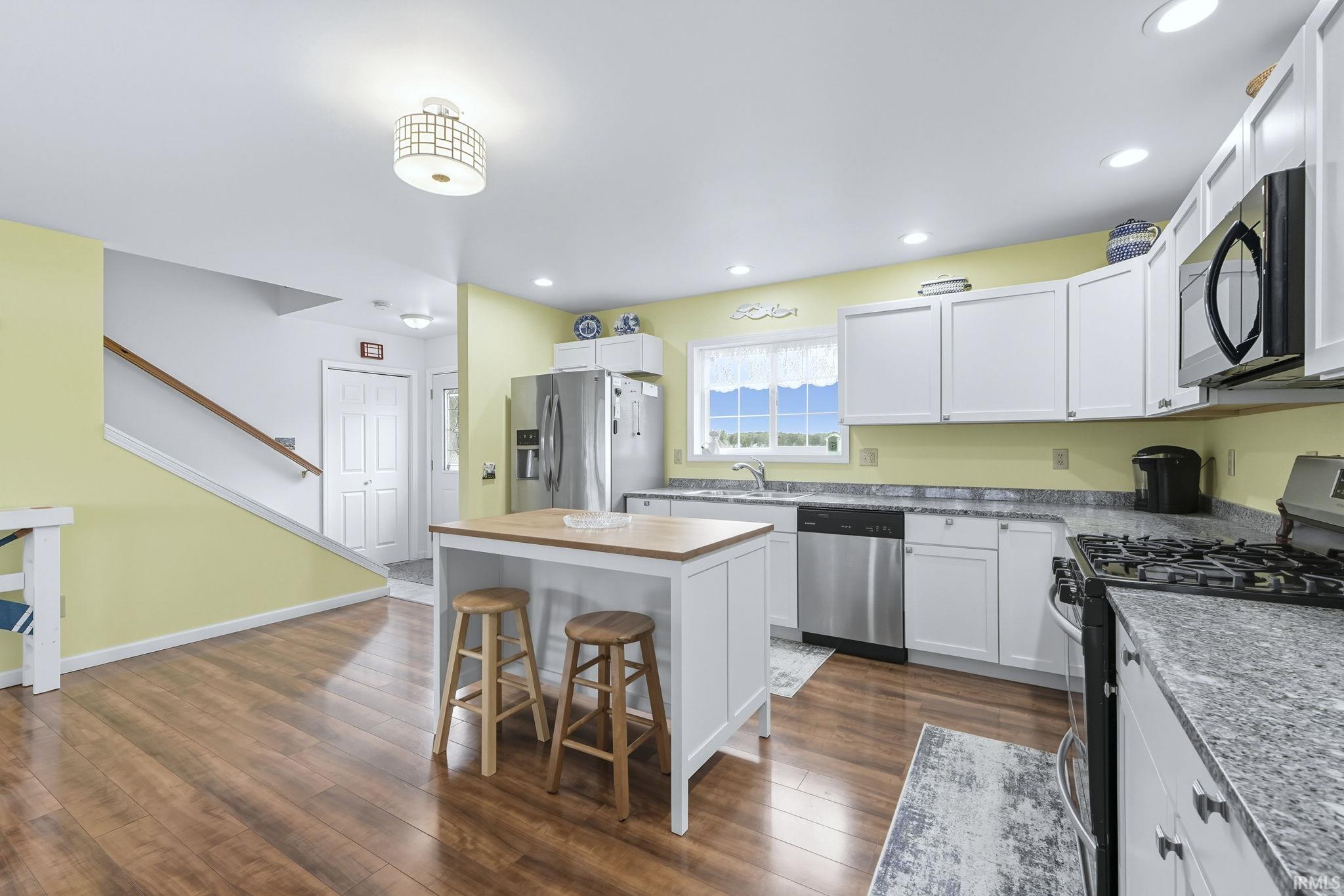 1425 East 700 South Wolcottville, IN 46795 - Photo 7 of 36