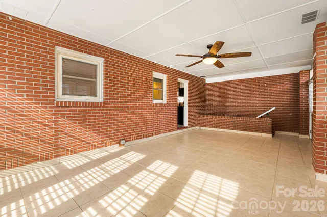 a view of a livingroom with a outdoor space