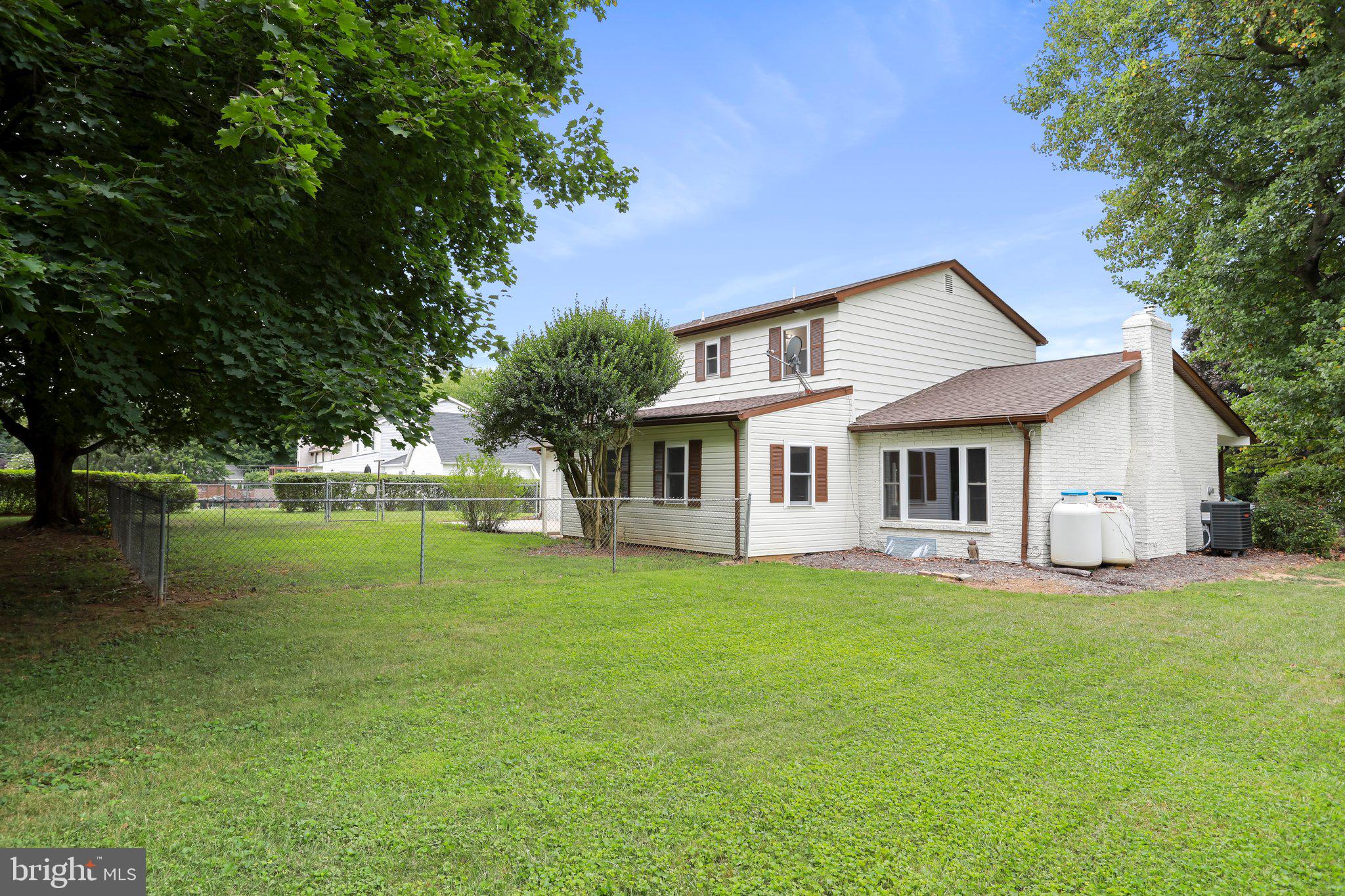 10609 Harry Heth Road Williamsport, MD 21795 - Photo 6 of 56 Gallery Image 6