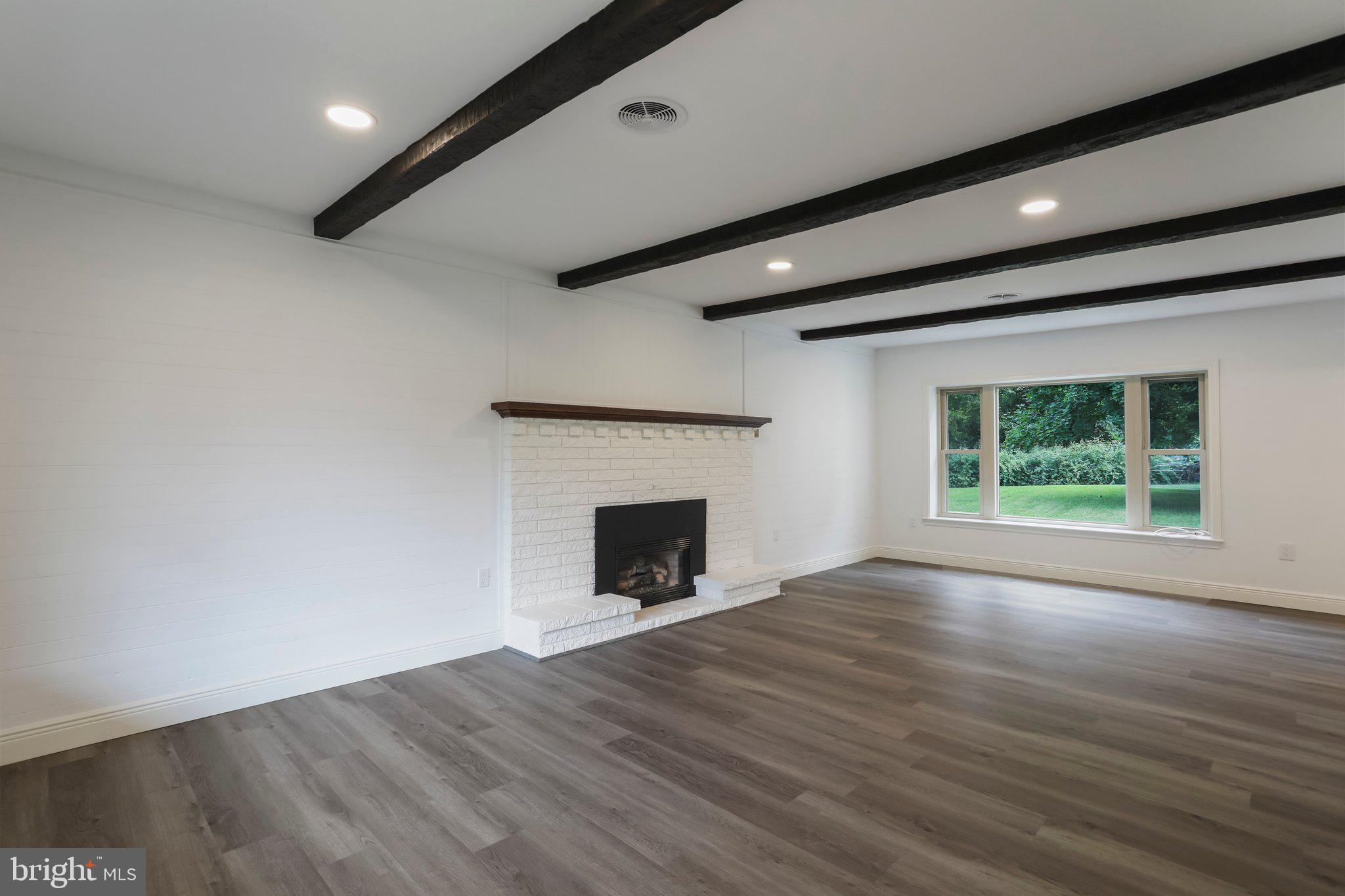 10609 Harry Heth Road Williamsport, MD 21795 - Photo 10 of 56 Gallery Image 10