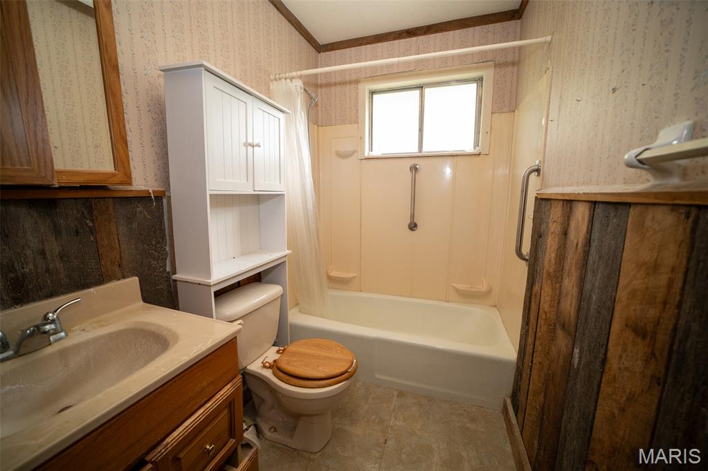7754 Liberty School Road Leslie, MO 63056 - Photo 13 of 23