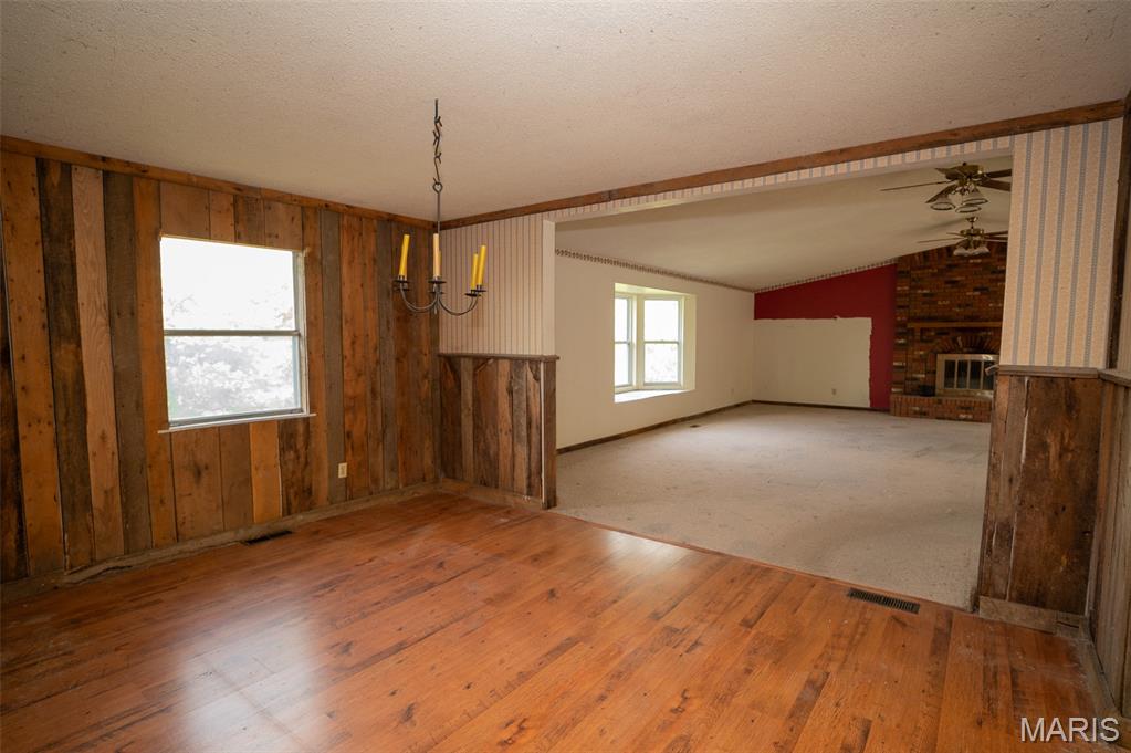 7754 Liberty School Road Leslie, MO 63056 - Photo 4 of 23