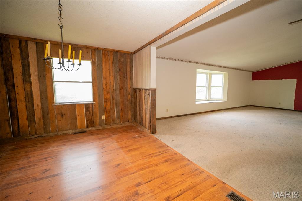 7754 Liberty School Road Leslie, MO 63056 - Photo 7 of 23